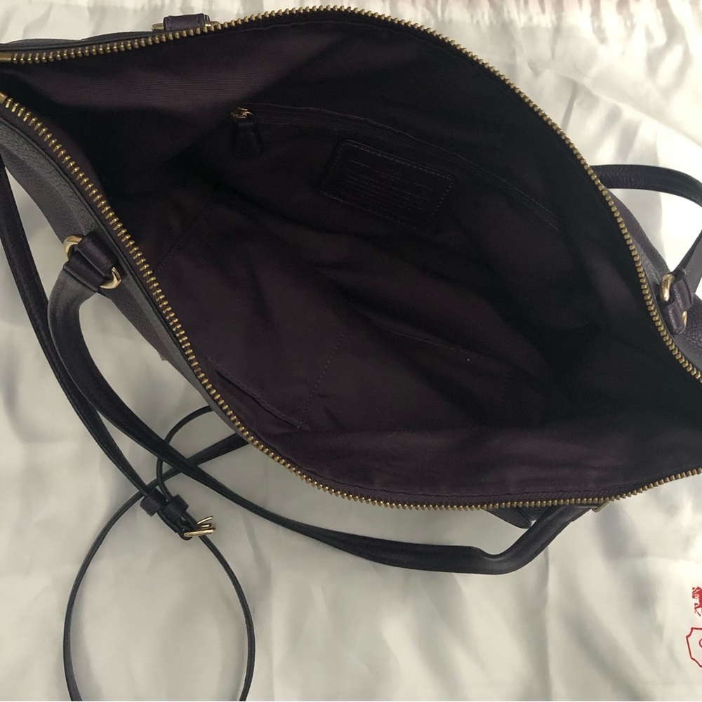 Coach Handbag - Picture 4 of 6